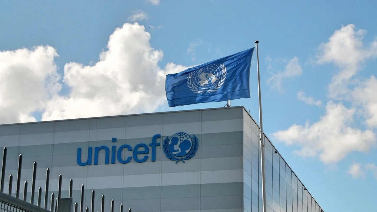 Unicef y Sputnik V firmaron un acuerdo para la adquisición de 220 millones de dosis