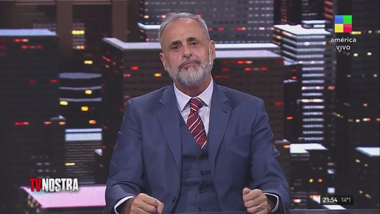 Jorge Rial renunció a TV Nostra: "Me pusieron una Ferrari y la choqué"