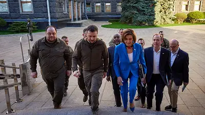La líder del oficialismo de EEUU en el Congreso, de sorpresa en Kiev La líder del oficialismo de EEUU en el Congreso, de sorpresa en Kiev