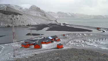 Científicos el misterioso funcionamiento de los volcanes antárticos 