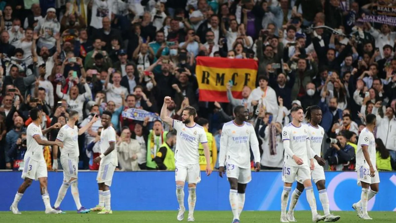 Los medios españoles aclaman al Real Madrid tras la "noche más grande del Bernabéu"