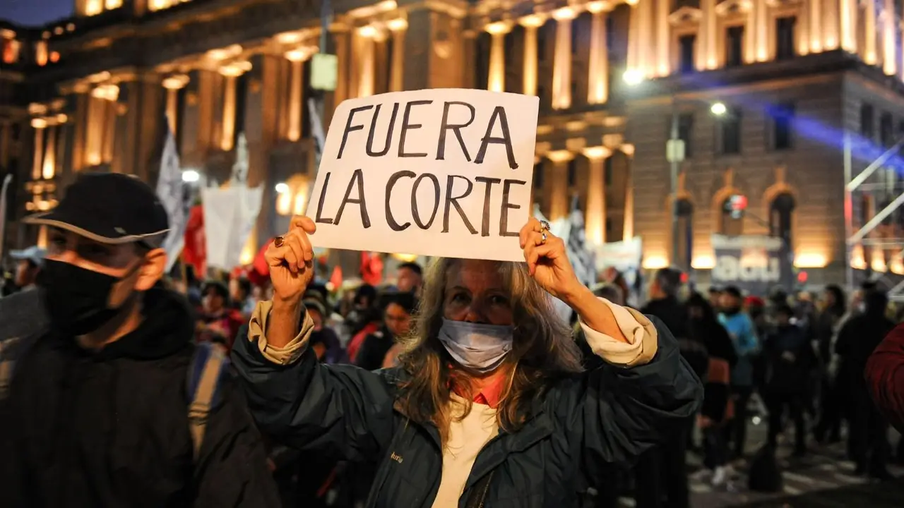 Organizaciones sociales y políticas pidieron la remoción de los jueces de la Corte Suprema