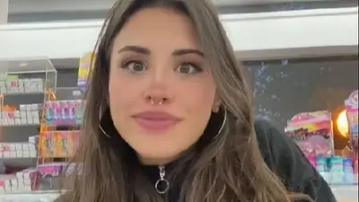 Belén Santo, la tiktoker que aprendió lenguaje de señas para hablar con un niño Belén Santo, la tiktoker que aprendió lenguaje de señas para hablar con un niño