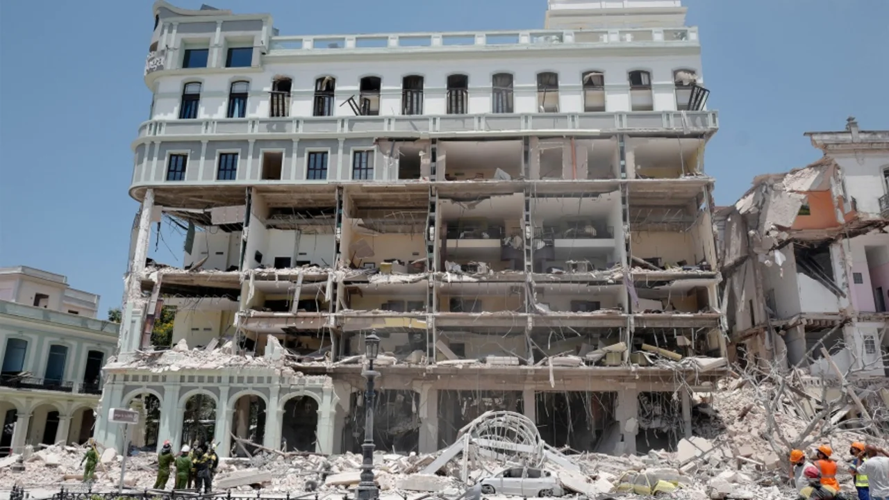 Explosión en el Hotel Saratoga.