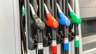 Shell y Axion aumentaron un 11% promedio el precios de la nafta y el gasoil Shell y Axion aumentaron un 11% promedio el precios de la nafta y el gasoil