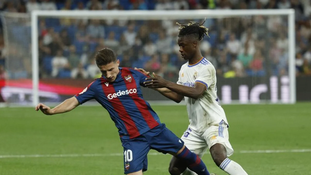 El Levante desciende tras ser demolido 6-0 por el Real Madrid