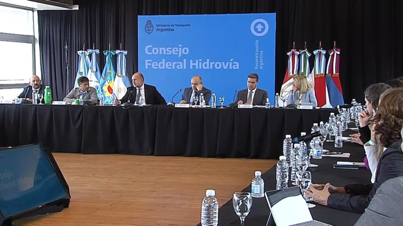 Kicillof pidió que el Estado se haga cargo del cobro de los peajes de la Hidrovía