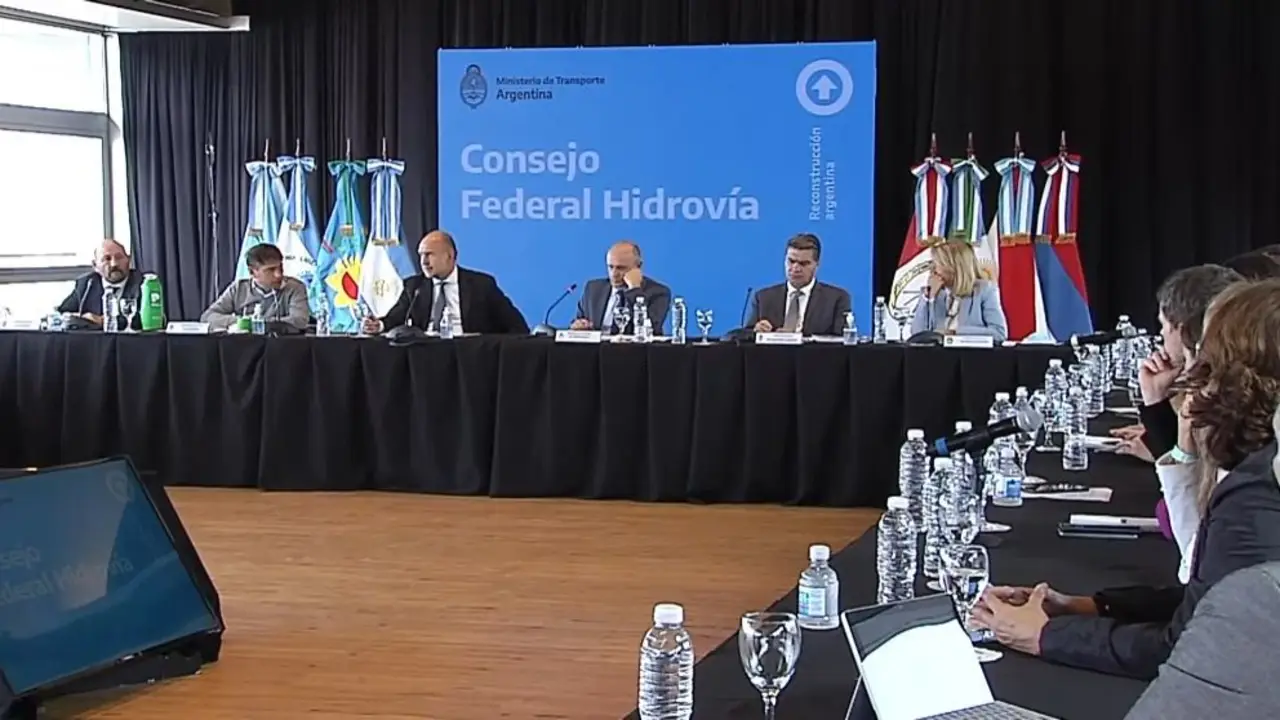 Kicillof pidió que el Estado se haga cargo del cobro de los peajes de la Hidrovía