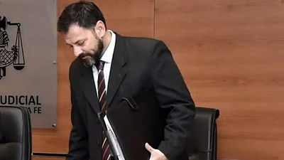 Destituyeron al juez que absolvió a un acusado por abuso porque usó preservativo Destituyeron al juez que absolvió a un acusado por abuso porque usó preservativo