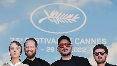 Un director ruso condena la guerra en el estreno de una película en Cannes Un director ruso condena la guerra en el estreno de una película en Cannes