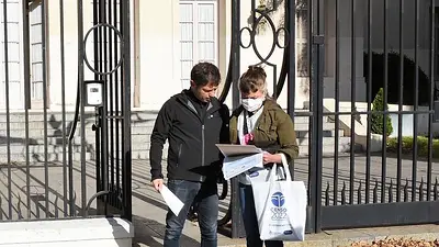 Axel Kicillof y una censista Axel Kicillof y una censista