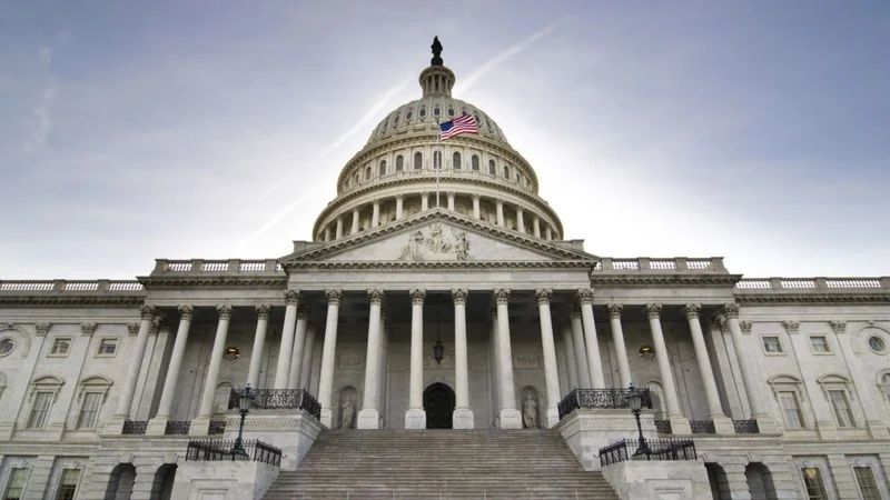 El Congreso de EEUU y el G7 aprueban envíos de fondos a Ucrania