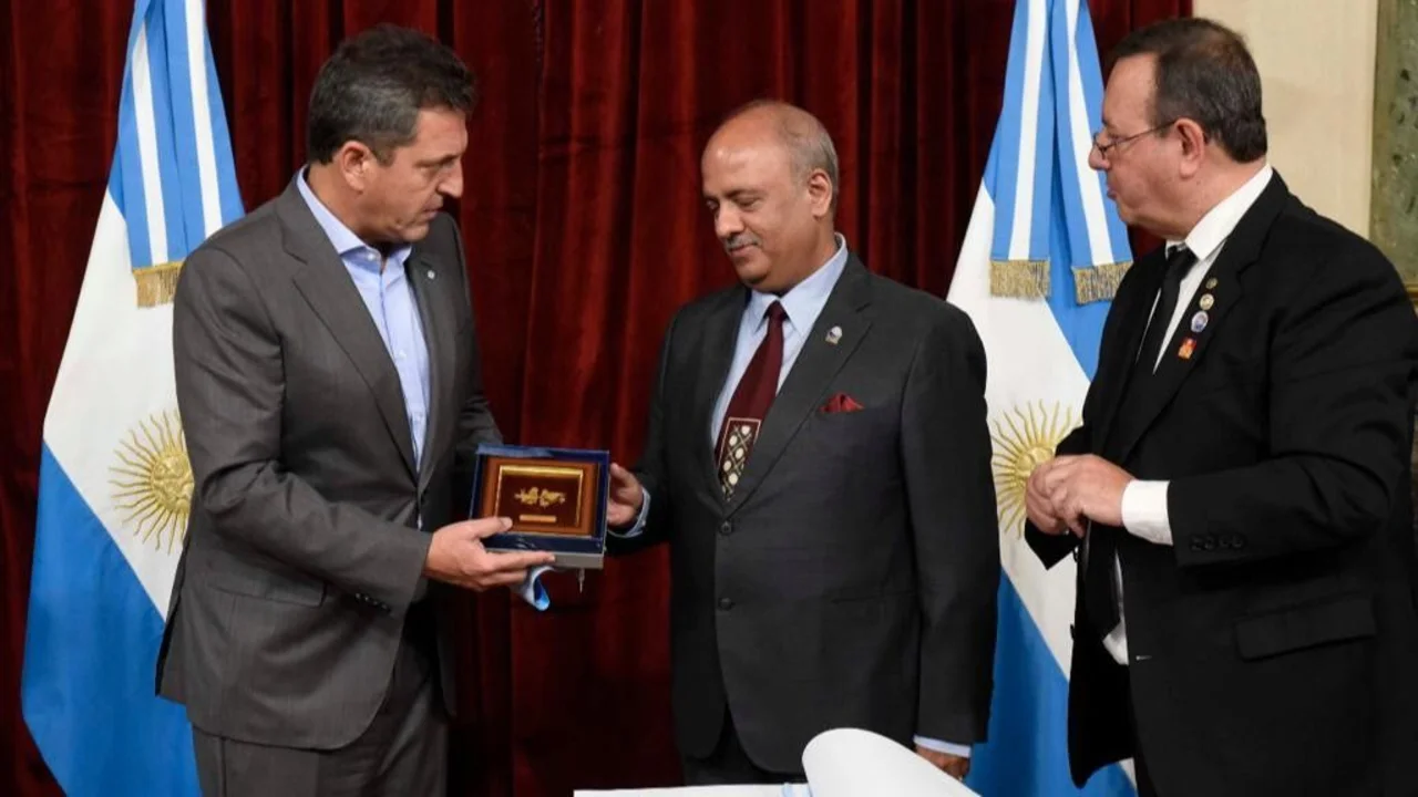 Massa se reunió con el presidente de Rotary Internacional y se comprometió a trabajar en conjunto