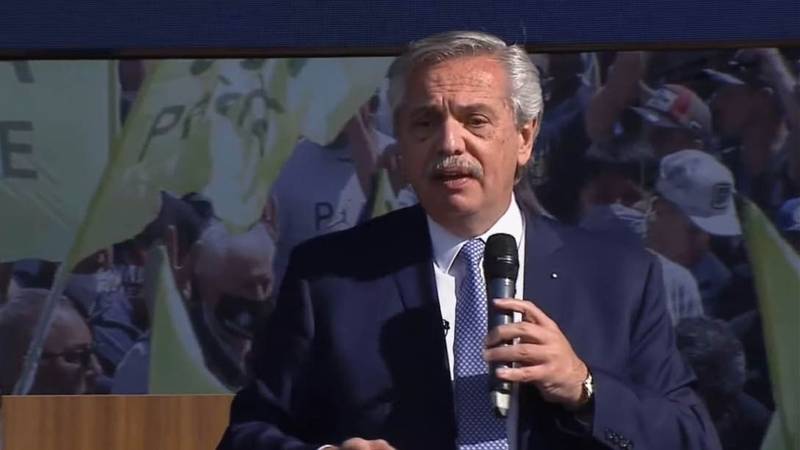 Alberto Fernández por los incendios en el Delta: "No lo podemos tolerar"