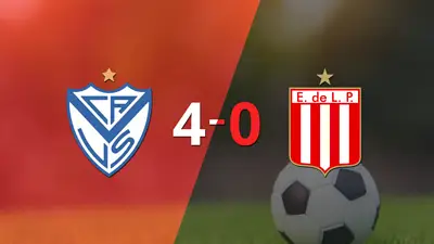 Lucas Janson impulsó la victoria de Vélez frente a Estudiantes con dos goles Lucas Janson impulsó la victoria de Vélez frente a Estudiantes con dos goles