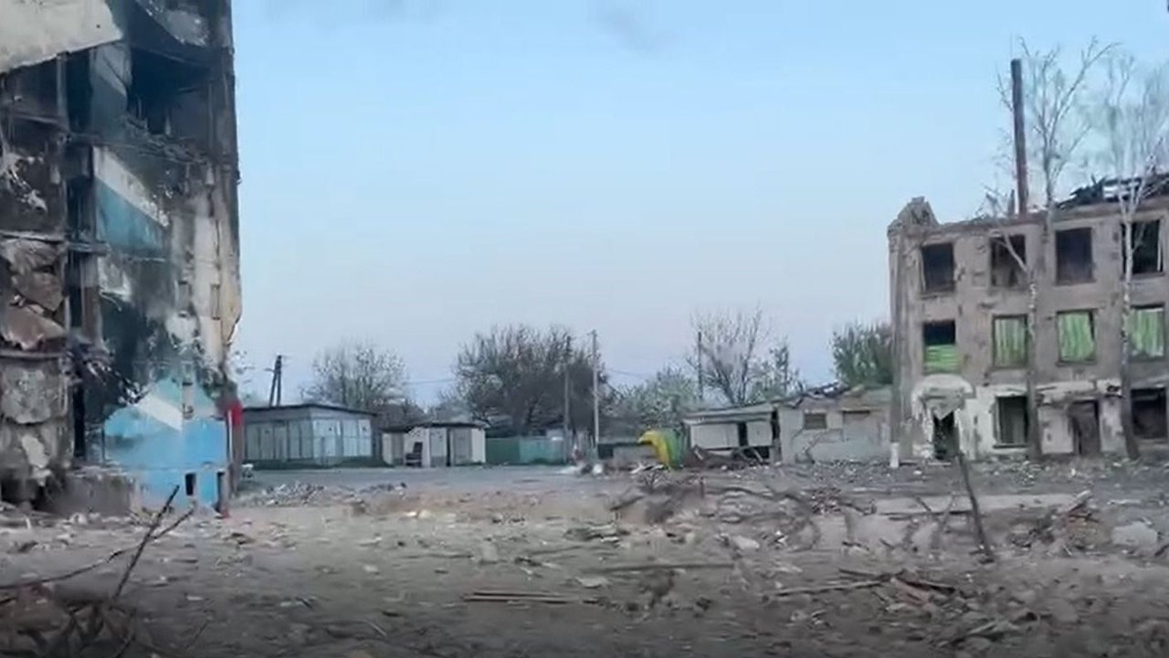 Guerra en Ucrania: Fuerzas prorrusas afirman que conquistaron Liman, ciudad clave 