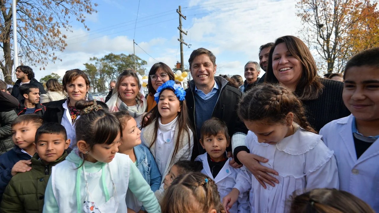 Kicillof: “La escuela pública es el futuro de los y las bonaerenses”