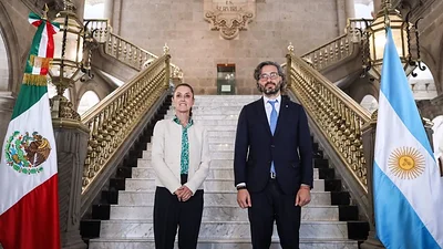 Cafiero se reunió con la jefa de Gobierno de la Ciudad de México para afianzar vínculos bilaterales Cafiero se reunió con la jefa de Gobierno de la Ciudad de México para afianzar vínculos bilaterales