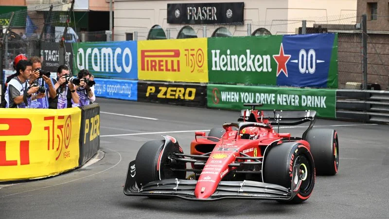 Leclerc logra la pole en GP de Mónaco, Sergio Pérez choca en el final de la clasificación