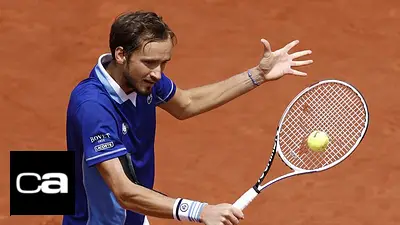Medvedev vence a Kecmanovic en sets corridos y pasa a cuarta ronda en Abierto de Francia Medvedev vence a Kecmanovic en sets corridos y pasa a cuarta ronda en Abierto de Francia