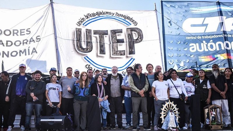 En la 9 de Julio, organizaciones sociales repudiaron el "apriete" del FMI