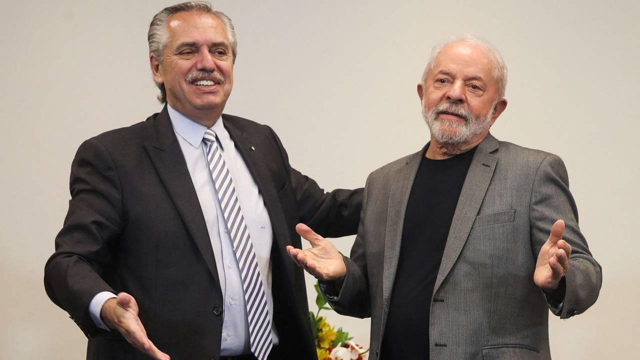 Alberto y Massa viajan a Brasil para acordar con Lula financiamiento a las importaciones