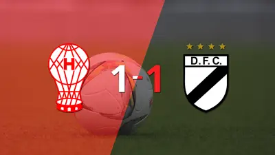 Reparto de puntos en el empate a uno entre Huracán y Danubio Reparto de puntos en el empate a uno entre Huracán y Danubio