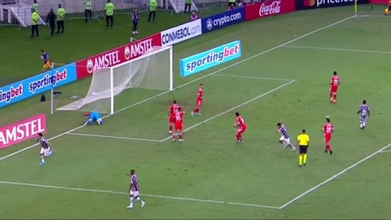 El grito enfurecido de Enzo Pérez contra sus compañeros tras el gol que sufrió River