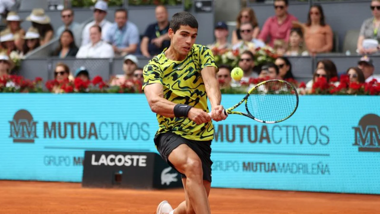 Alcaraz dice que Nadal sigue siendo el hombre a batir en Roland Garros