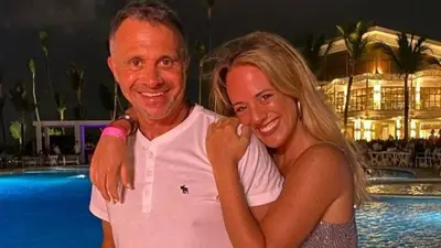 Sergio Lapegüe con su hija Micaela Lapegüe Sergio Lapegüe con su hija Micaela Lapegüe