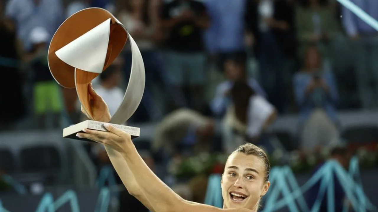 Sabalenka vence a la número uno del mundo Swiatek y gana el título en Madrid