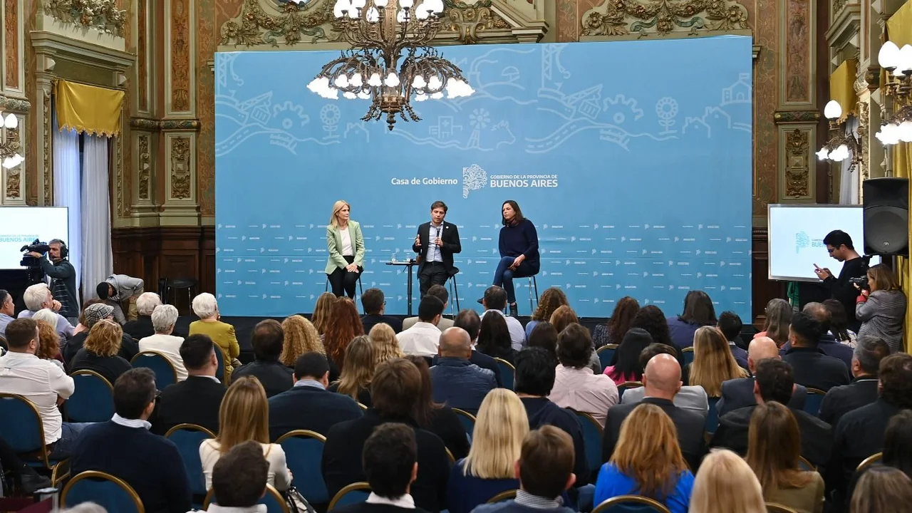  Kicillof anunció un aumento del 30% a jubilados bonaerenses que cobran el haber mínimo
