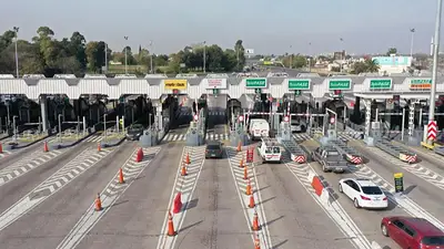 Pago en los peajes de la Autopista Illia. Pago en los peajes de la Autopista Illia.