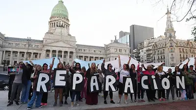 Ley de Identidad de Género. Ley de Identidad de Género.