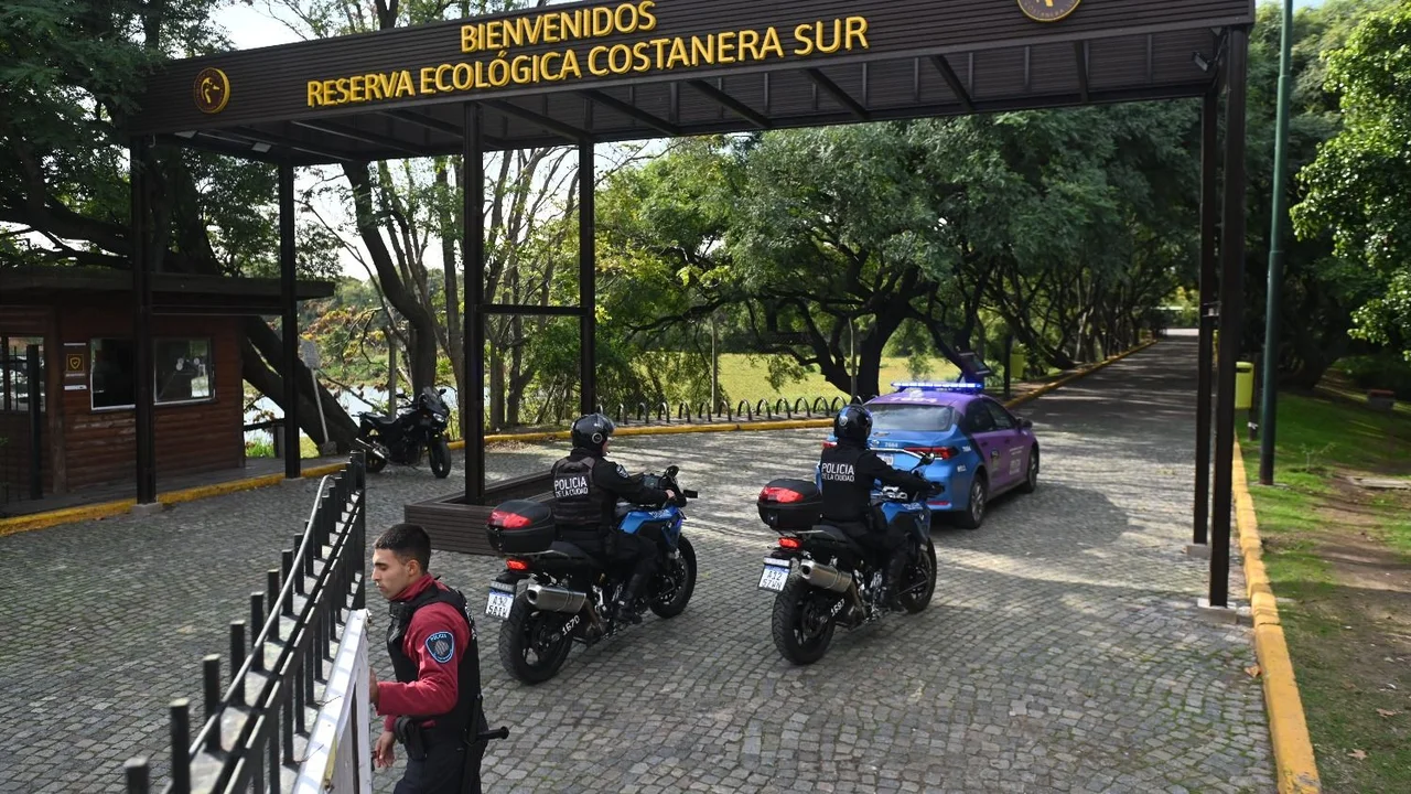 Denuncian que abusaron a una mujer en la Reserva Ecológica de CABA: buscan por tierra y por aire al culpable