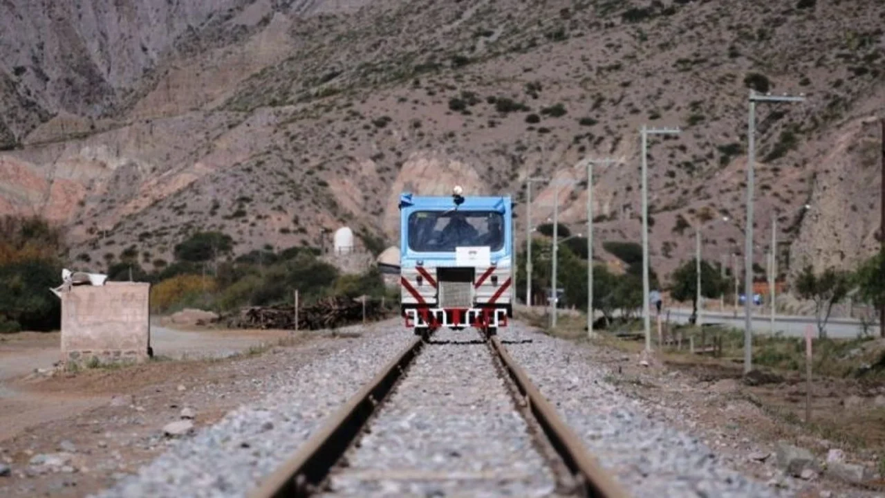Importante impacto en el turismo: Jujuy inaugurará tren turístico solar que irá de Volcán hasta Humahuaca