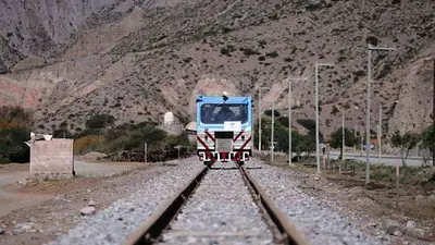 Importante impacto en el turismo: Jujuy inaugurará tren turístico solar que irá de Volcán hasta Humahuaca Importante impacto en el turismo: Jujuy inaugurará tren turístico solar que irá de Volcán hasta Humahuaca