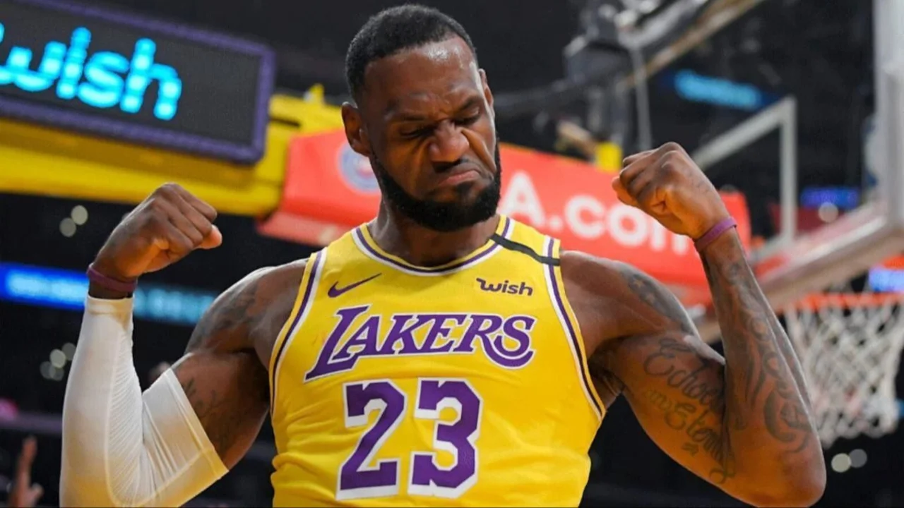 NBA, LeBron James, Los Angeles Lakers, Golden State Warriors.