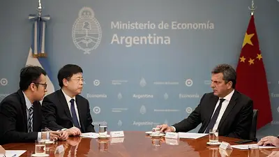China invitó a Argentina a sumarse al banco de los BRICS China invitó a Argentina a sumarse al banco de los BRICS