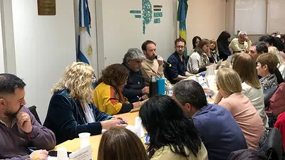 Paritarias 2023: PBA adelantó cuotas y dio un 40% de aumento a trabajadores estatales Paritarias 2023: PBA adelantó cuotas y dio un 40% de aumento a trabajadores estatales
