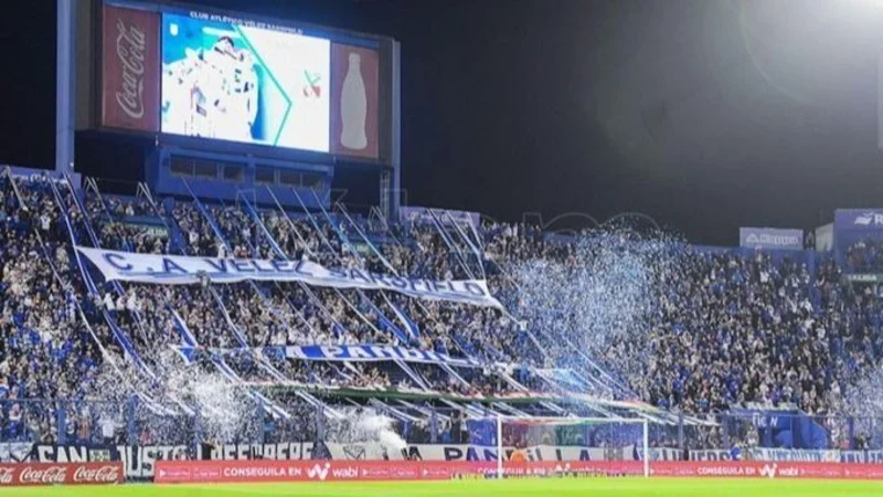 Vélez Sarsfield, Barras, Amenazas.