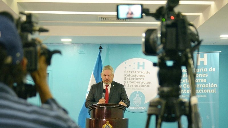 Tras romper relaciones con Taiwán, Honduras firmará un tratado de libre comercio con China