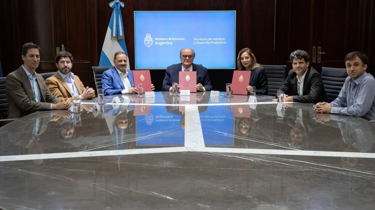Desarrollarán en La Rioja primer parque solar de esquema híbrido