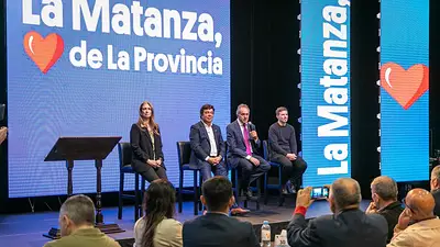 Fernando Espinoza y Daniel Scioli inauguraron la 10° Ronda de Negocios Multisectorial de La Matanza Fernando Espinoza y Daniel Scioli inauguraron la 10° Ronda de Negocios Multisectorial de La Matanza