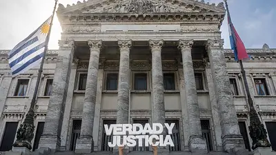 Uruguay: Marcha del Silencio por las víctimas de la dictadura Uruguay: Marcha del Silencio por las víctimas de la dictadura