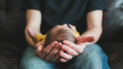 Mitos y verdades sobre las licencias por paternidad
