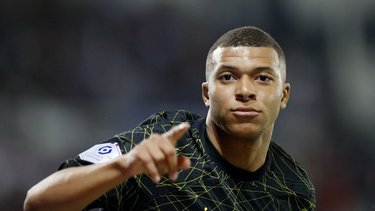 PSG, a un paso del título de la Ligue 1 tras doblete de Mbappé