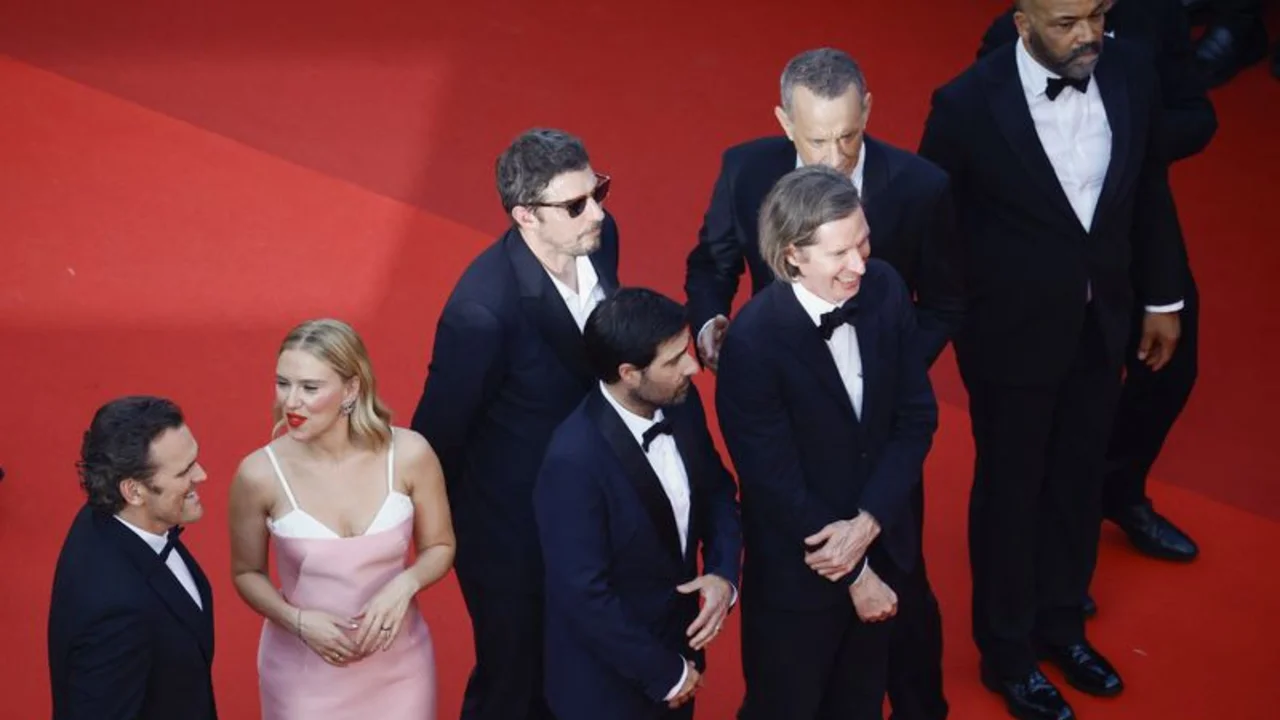 Estrellas de Hollywood acuden al estreno en Cannes de "Asteroid City", de Wes Anderson
