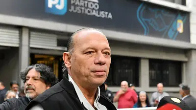 Berni defendió al policía que mató por la espalda al ladrón Berni defendió al policía que mató por la espalda al ladrón