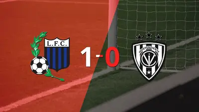Con un solo tanto, Liverpool (U) derrotó a Independiente del Valle en el estadio Centenario Con un solo tanto, Liverpool (U) derrotó a Independiente del Valle en el estadio Centenario